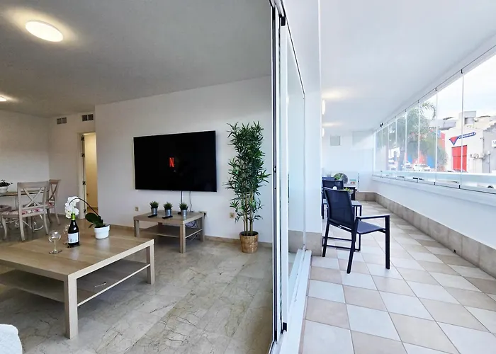 Aa Guest - La Marina Sea Views Eco شقة ماربيا